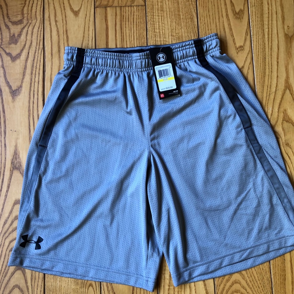 Under Armour Shorts (grey, size medium)
